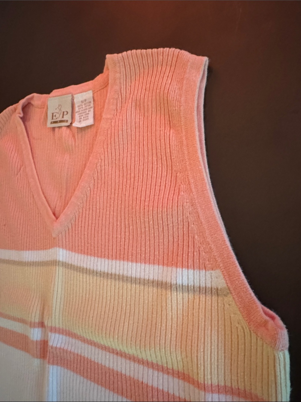 EP Pro Coral Pink Ribbed V-Neck Sleeveless Top - Picture 3 of 5